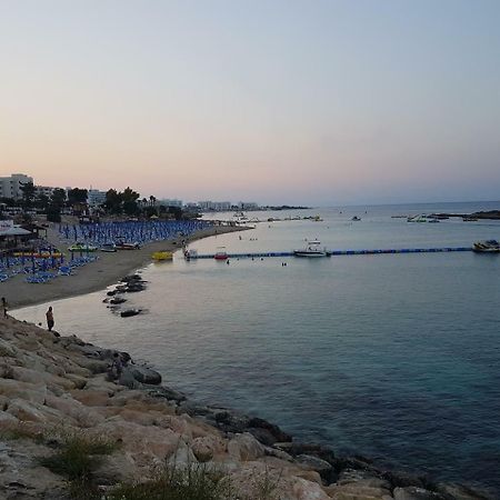 Astreas Beach Hotel Apartments 프로타라스 외부 사진