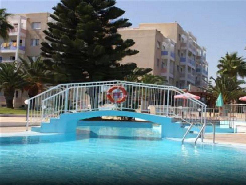 Astreas Beach Hotel Apartments 프로타라스 외부 사진